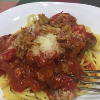 サバ缶のトマトソースパスタ